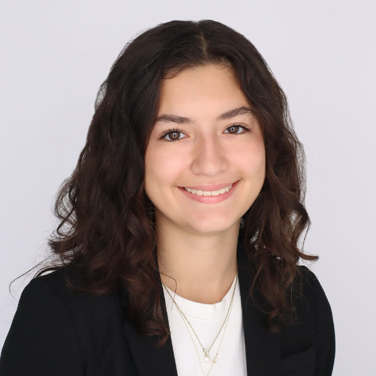 Photo of Elena Laguna